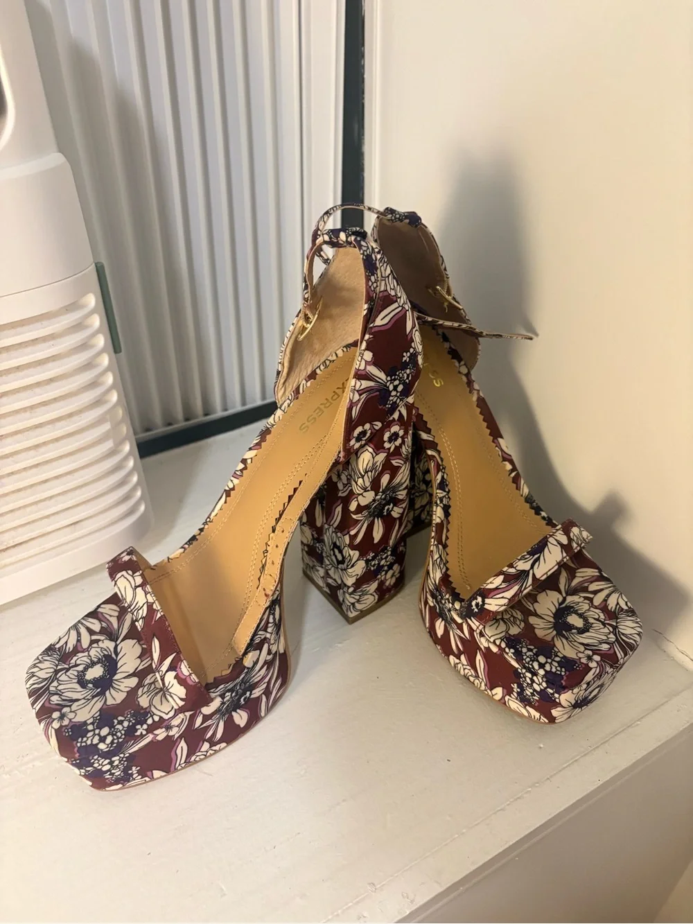 Express block heels